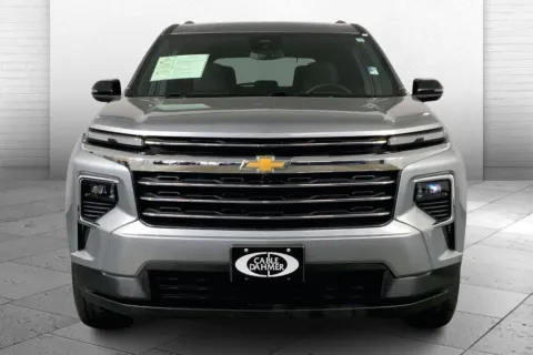 Photos of 2025 Chevrolet Traverse LT for sale in Kansas City, MO at Cable Dahmer Chevrolet of Kansas City