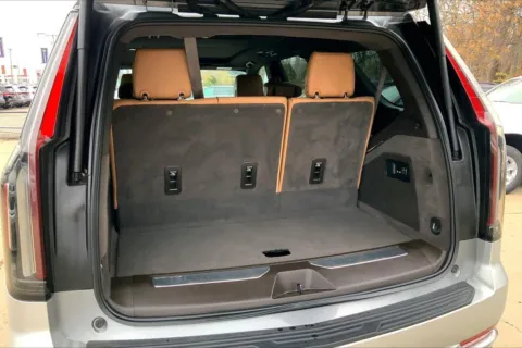 More photos of 2021 Cadillac Escalade Premium Luxury at Cable Dahmer Chevrolet of Kansas City, MO