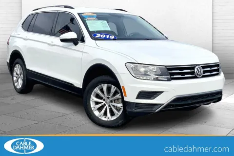 Blue 2019 Volkswagen Tiguan SE for sale in Kansas City, MO