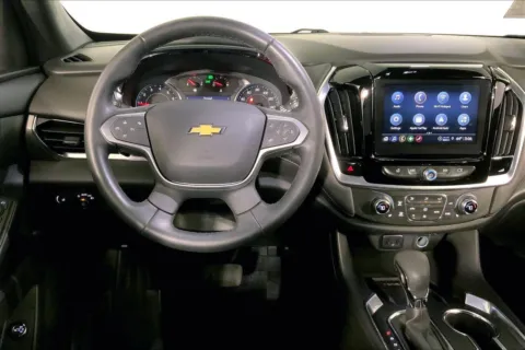 More photos of 2023 Chevrolet Traverse LT Cloth at Cable Dahmer Chevrolet of Kansas City, MO