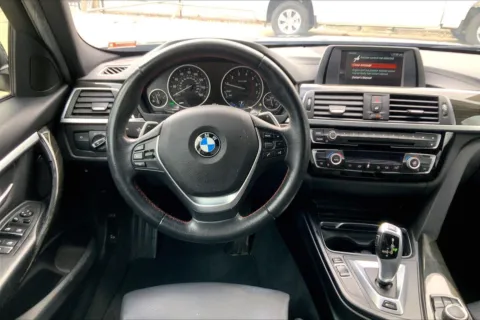 More photos of 2018 BMW 3 Series 330e iPerformance at Cable Dahmer Chevrolet of Kansas City, MO