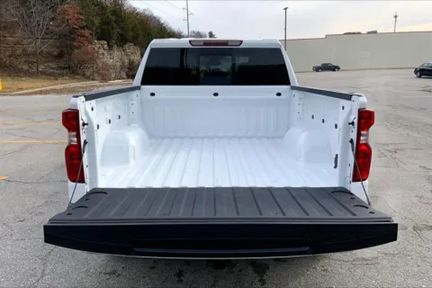 More photos of 2026 Chevrolet Silverado 1500 LT at Cable Dahmer Chevrolet of Kansas City, MO