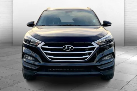 Photos of 2017 Hyundai Tucson SE Plus for sale in Kansas City, MO at Cable Dahmer Chevrolet of Kansas City