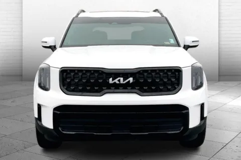 Photos of 2024 Kia Telluride EX X-Line for sale in Kansas City, MO at Cable Dahmer Chevrolet of Kansas City