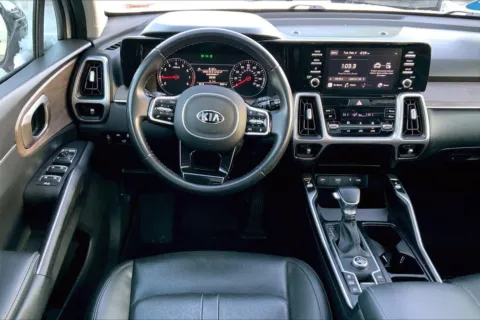 More photos of 2021 Kia Sorento EX at Cable Dahmer Chevrolet of Kansas City, MO