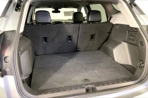 More photos of 2024 GMC Terrain SLT at Cable Dahmer Chevrolet of Kansas City, MO