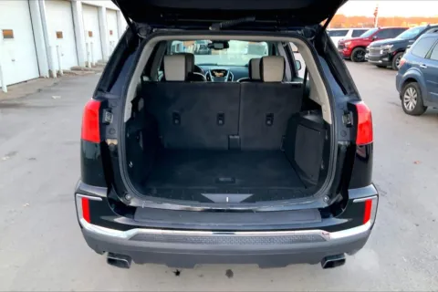 More photos of 2016 GMC Terrain SLT at Cable Dahmer Chevrolet of Kansas City, MO