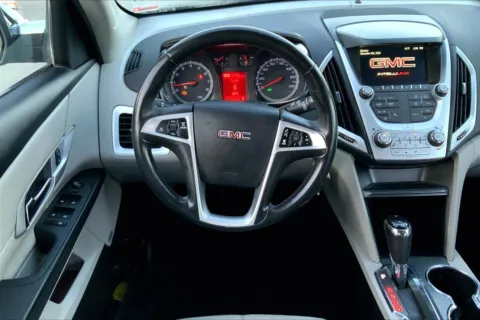 More photos of 2016 GMC Terrain SLT at Cable Dahmer Chevrolet of Kansas City, MO