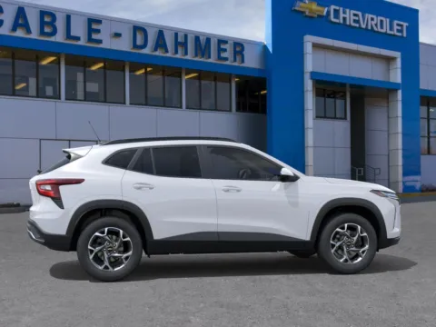 More photos of 2025 Chevrolet Trax LT at Cable Dahmer Chevrolet of Kansas City, MO