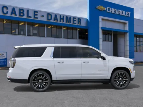 More photos of 2026 Chevrolet Suburban High Country at Cable Dahmer Chevrolet of Kansas City, MO