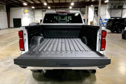 More photos of 2026 Chevrolet Silverado 2500 HD High Country at Cable Dahmer Chevrolet of Kansas City, MO