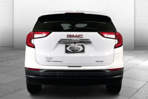 Another view of 2024 GMC Terrain SLE for sale in Kansas City, MO at Cable Dahmer Chevrolet of Kansas City