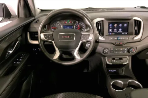 More photos of 2024 GMC Terrain SLE at Cable Dahmer Chevrolet of Kansas City, MO