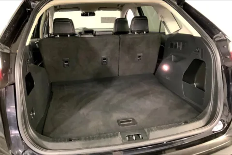 More photos of 2024 Ford Edge SEL at Cable Dahmer Chevrolet of Kansas City, MO