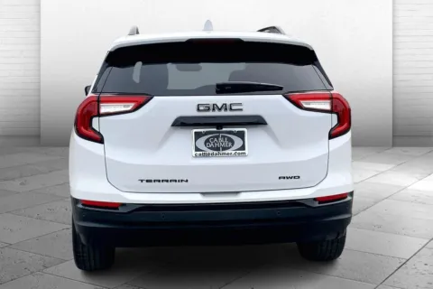 Another view of 2022 GMC Terrain SLE for sale in Kansas City, MO at Cable Dahmer Chevrolet of Kansas City