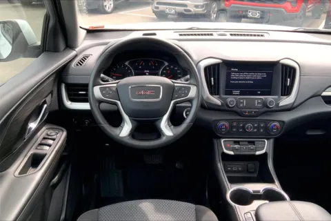 More photos of 2022 GMC Terrain SLE at Cable Dahmer Chevrolet of Kansas City, MO