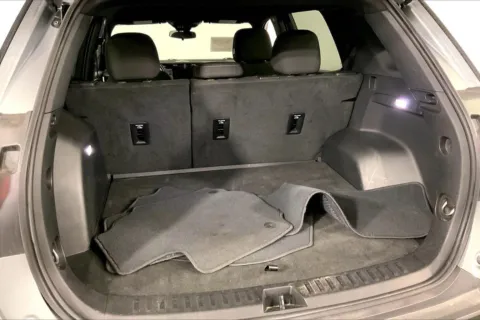 More photos of 2025 GMC Terrain Elevation at Cable Dahmer Chevrolet of Kansas City, MO