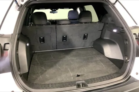 More photos of 2025 GMC Terrain Elevation at Cable Dahmer Chevrolet of Kansas City, MO