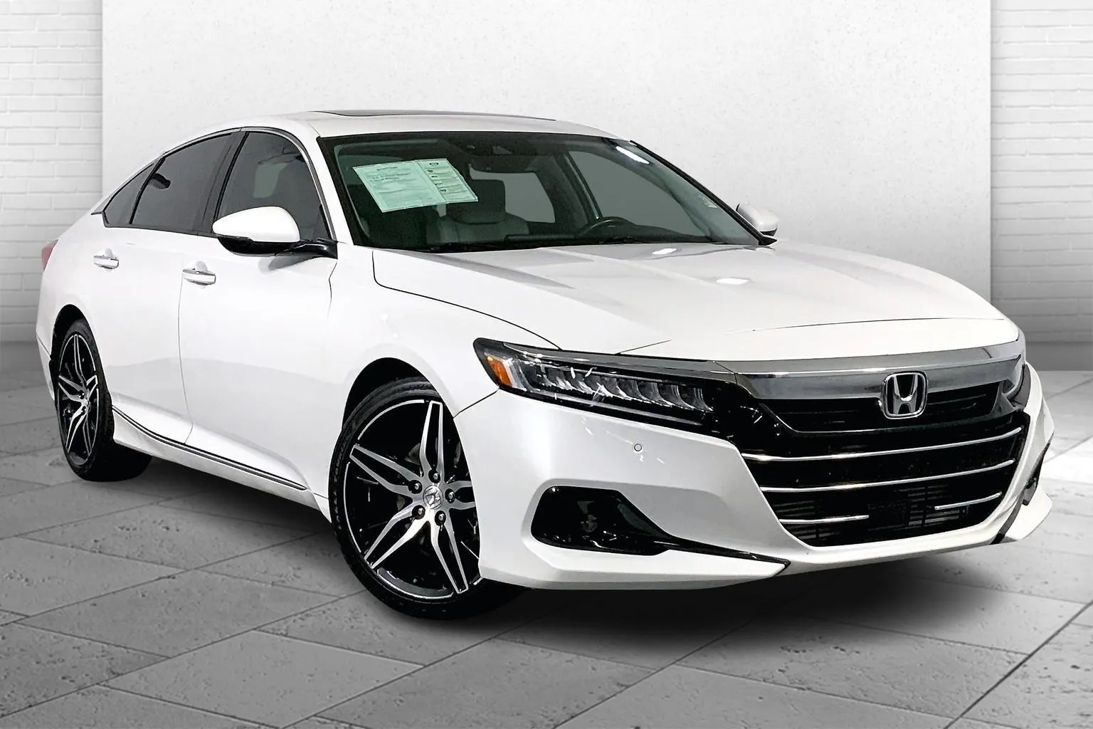White 2022 Honda Accord Sedan Touring for sale in Kansas City, MO