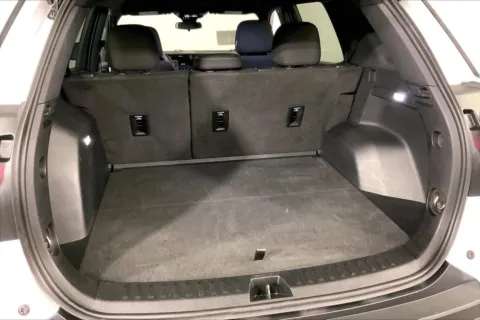 More photos of 2025 GMC Terrain Elevation at Cable Dahmer Chevrolet of Kansas City, MO