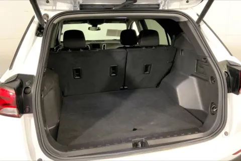 More photos of 2024 Chevrolet Equinox LT at Cable Dahmer Chevrolet of Kansas City, MO