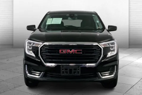 Photos of 2024 GMC Terrain SLE for sale in Kansas City, MO at Cable Dahmer Chevrolet of Kansas City