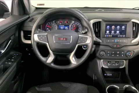 More photos of 2024 GMC Terrain SLE at Cable Dahmer Chevrolet of Kansas City, MO