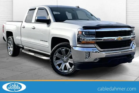 Silver 2018 Chevrolet Silverado 1500 LT for sale in Kansas City, MO