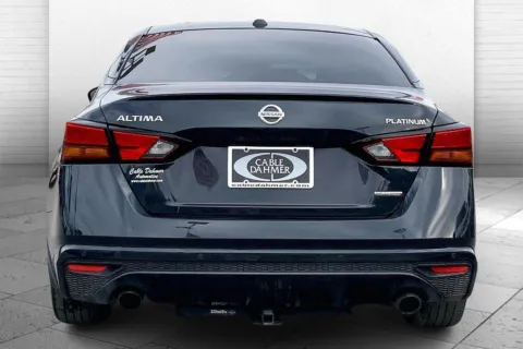 Another view of 2019 Nissan Altima 2.0 Platinum for sale in Kansas City, MO at Cable Dahmer Chevrolet of Kansas City