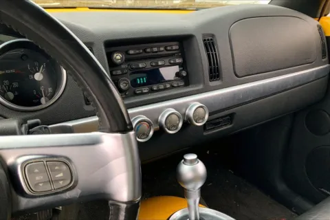 More photos of 2004 Chevrolet SSR LS at Cable Dahmer Chevrolet of Kansas City, MO