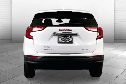 Another view of 2024 GMC Terrain SLE for sale in Kansas City, MO at Cable Dahmer Chevrolet of Kansas City