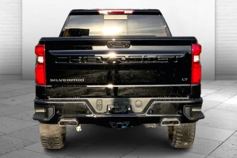 More photos of 2026 Chevrolet Silverado 1500 LT Trail Boss at Cable Dahmer Chevrolet of Kansas City, MO