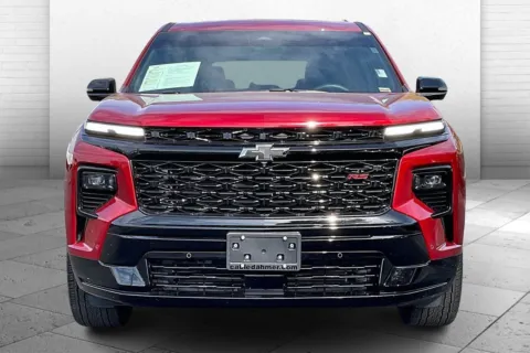 Photos of 2025 Chevrolet Traverse RS for sale in Kansas City, MO at Cable Dahmer Chevrolet of Kansas City