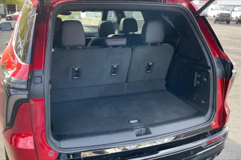 More photos of 2025 Chevrolet Traverse RS at Cable Dahmer Chevrolet of Kansas City, MO