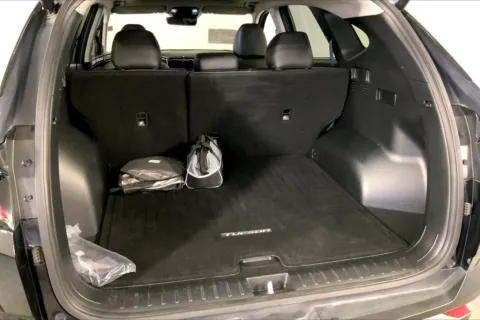 More photos of 2024 Hyundai Tucson SEL at Cable Dahmer Chevrolet of Kansas City, MO