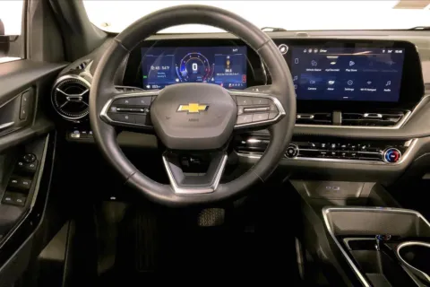 More photos of 2025 Chevrolet Equinox LT at Cable Dahmer Chevrolet of Kansas City, MO