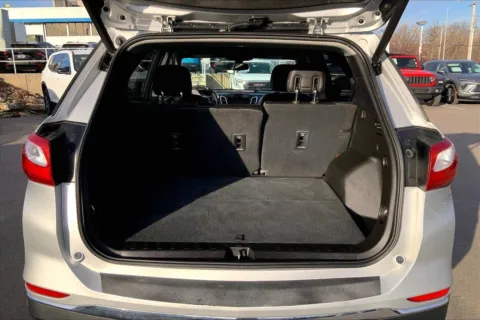More photos of 2018 Chevrolet Equinox Premier at Cable Dahmer Chevrolet of Kansas City, MO