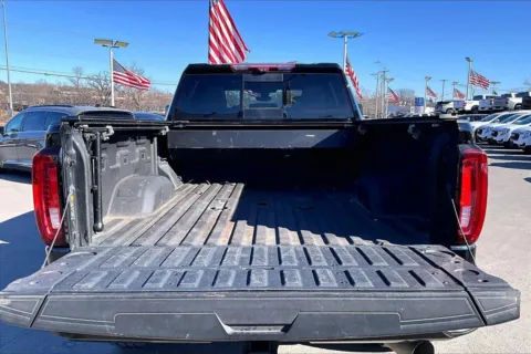 More photos of 2023 GMC Sierra 2500 HD AT4 at Cable Dahmer Chevrolet of Kansas City, MO