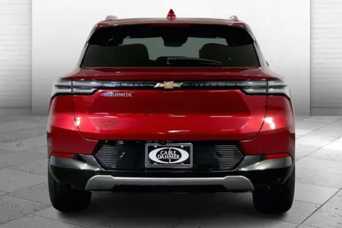 Another view of 2024 Chevrolet Equinox EV 3LT for sale in Kansas City, MO at Cable Dahmer Chevrolet of Kansas City