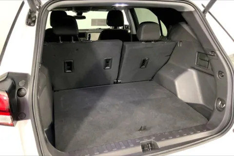 More photos of 2024 Chevrolet Equinox LT at Cable Dahmer Chevrolet of Kansas City, MO