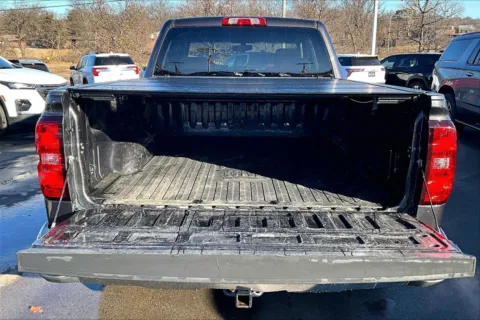 More photos of 2015 Chevrolet Silverado 1500 LT at Cable Dahmer Chevrolet of Kansas City, MO