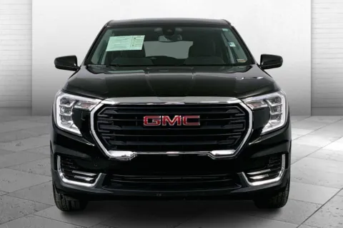 Photos of 2024 GMC Terrain SLE for sale in Kansas City, MO at Cable Dahmer Chevrolet of Kansas City