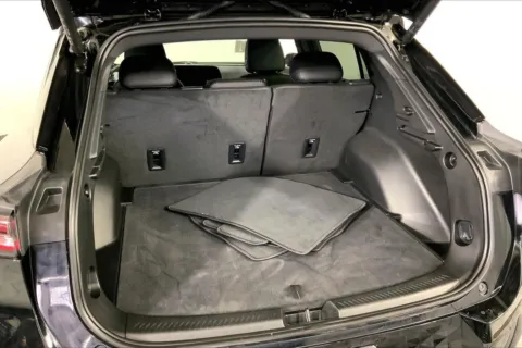 More photos of 2024 Chevrolet Equinox EV RS at Cable Dahmer Chevrolet of Kansas City, MO