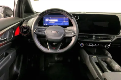 More photos of 2024 Chevrolet Equinox EV RS at Cable Dahmer Chevrolet of Kansas City, MO