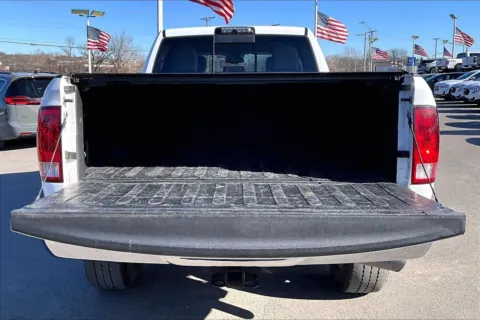 More photos of 2018 RAM 2500 Big Horn at Cable Dahmer Chevrolet of Kansas City, MO