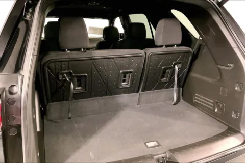 More photos of 2023 Chevrolet Traverse LT Cloth at Cable Dahmer Chevrolet of Kansas City, MO