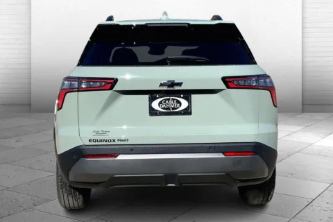 More photos of 2026 Chevrolet Equinox LT at Cable Dahmer Chevrolet of Kansas City, MO