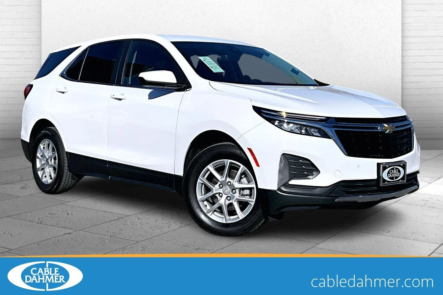 White 2024 Chevrolet Equinox LT for sale in Kansas City, MO