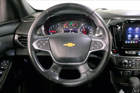 More photos of 2023 Chevrolet Traverse LT Cloth at Cable Dahmer Chevrolet of Kansas City, MO