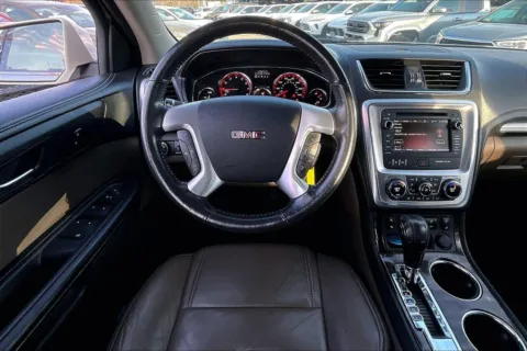 More photos of 2014 GMC Acadia SLT at Cable Dahmer Chevrolet of Kansas City, MO